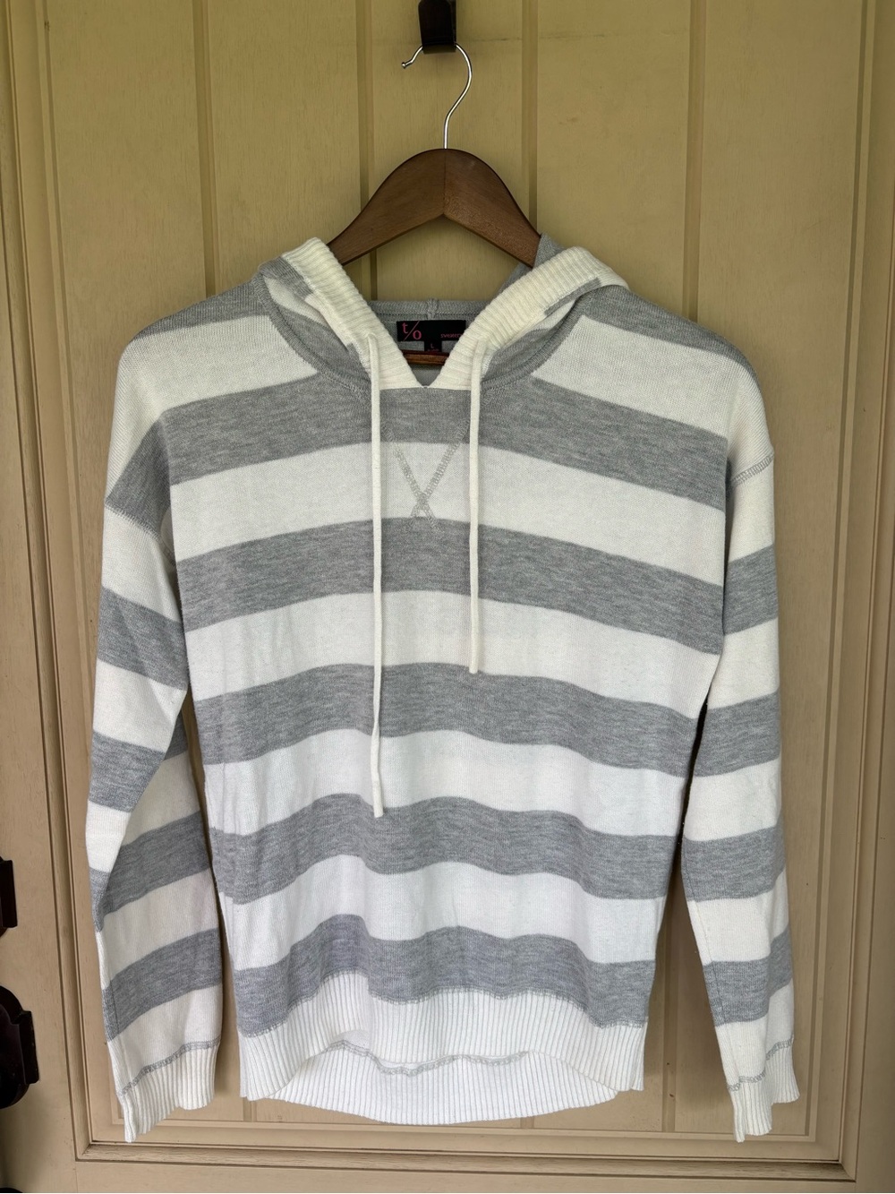 t/o Gray & White Striped Hooded Sweater